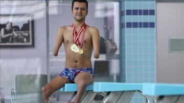 92 madalyalı engelli milli yüzücü, mücadelesini mebus kendisine sürdürmeyi manzara ediyor