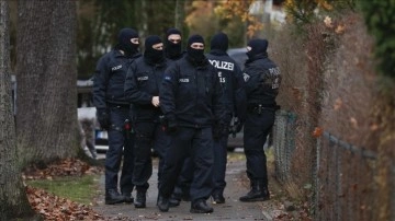 Almanya'da silahlı vuruş planlamakla suçlanan 8 ad tutuklandı