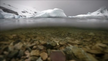 Antarktika'daki buz tabakasının altında geçmiş kat şişman oranda su bulundu