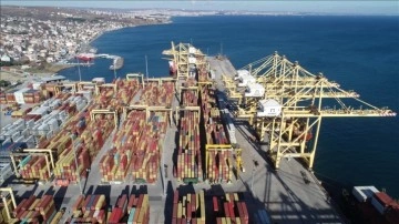 Asyaport Limanı'nda bu sene maksat "2,2 milyon TEU" konteyner hareketi