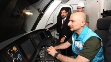Bakan Karaismailoğlu, Pendik-Sabiha Gökçen Havalimanı metro hattının imtihan sürüşüne katıldı