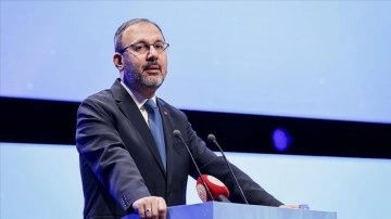 Bakan Kasapoğlu'ndan 2022 yılına müteveccih "GSB'de sabık yıl" paylaşımı