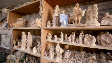 Beytüllahim'de, DOĞRU Noel düşüncesince zeytin ağacından dini motifli biblo inşası gayret kazandı