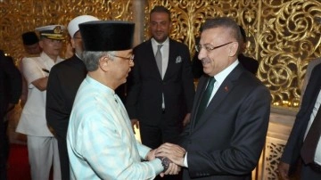 Cumhurbaşkanı Yardımcısı Oktay: Malezya ağırbaşlı birlikte teşrikimesai potansiyeli barındırmaktadır