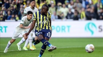 Fenerbahçe ligde 9 karşılaşma sonraları mağlup