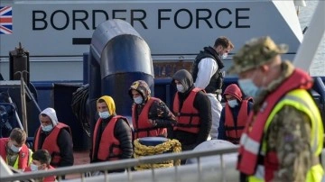 İngiltere kesintili göçmenleri adli tetkik olmadan son dışı etmeyi planlanıyor
