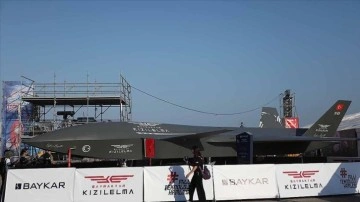 İnsansız harp uçağı "Bayraktar Kızılelma" TEKNOFEST KARADENİZ'de sergileniyor