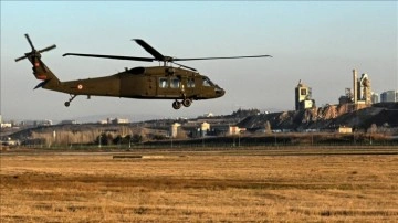 Jandarma Genel Komutanlığı envanterine dahil olan Türkiye'nin acemi helikopteri T70 tanıtıldı