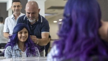 Kanser hastası 14 yaşındaki Feleknaz Oğur'un "mor saç hayali" esas oldu