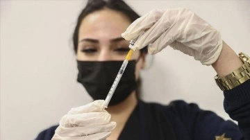 Kovid-19'dan sığınmak düşüncesince sırası gelenlere 3. doz aşı tavsiyesi