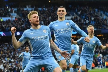Manchester City, gol düellosunda avantajı kaptı