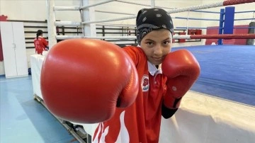 Milli boksör Rabia'nın amacı sabık yıl sıhhatsiz artan bökelik hayaline ulaşmak