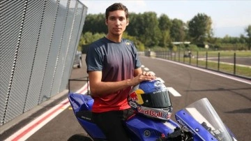 Milli motosikletçi Toprak Razgatlıoğlu'nun şampiyonluğu düşüncesince arka tadat başladı