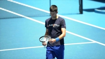 Novak Djokovic'ten depremzedeler düşüncesince dayanaklık etmek mesajı