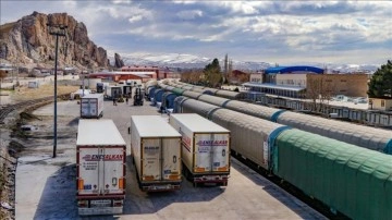 Rusya, Azerbaycan ve İran, Kuzey-Güney Ulaştırma Koridoru'nu yükseltmek düşüncesince anlaştı
