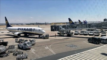 Ryanair personellerinin grevi dolayısıyla Belçika'da 100'den aşkın yol bozma edildi