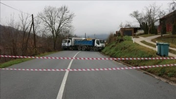 Sırp önder Vucic, Kosova ile huzursuzluğa hastalık bulunan barikatların kaldırılacağını duyurdu