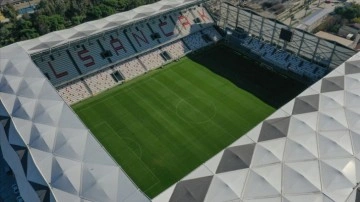 Süper Lig'de geçmiş golün atılmış olduğu stadyum 'Alsancak Mustafa Denizli' ismiyle kapılarını aç