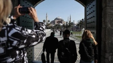 Türkiye senenin önce ayında 2 milyonu fazla yabancı ziyaretçi ağırladı